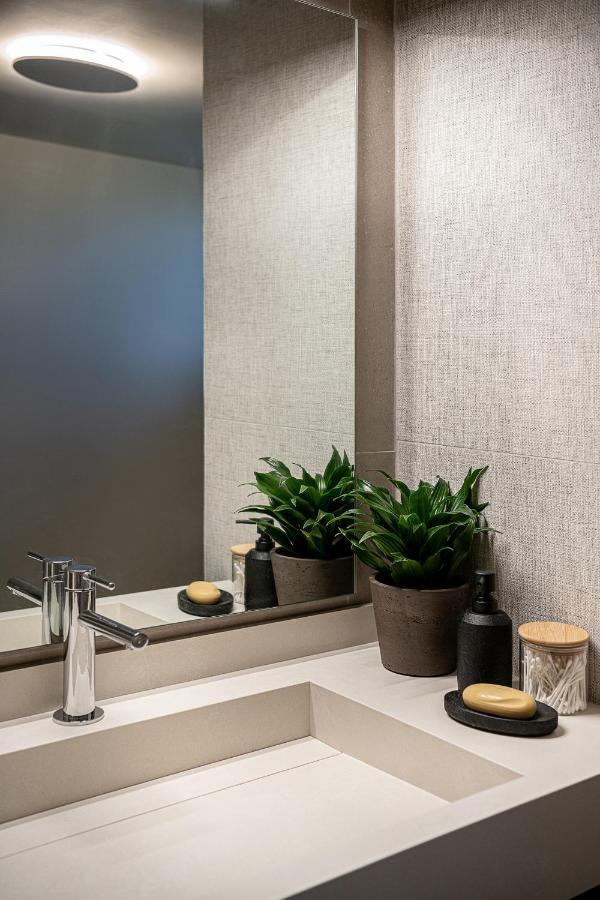 Emmanuel'S Sea View Luxury Apartment キサモス エクステリア 写真