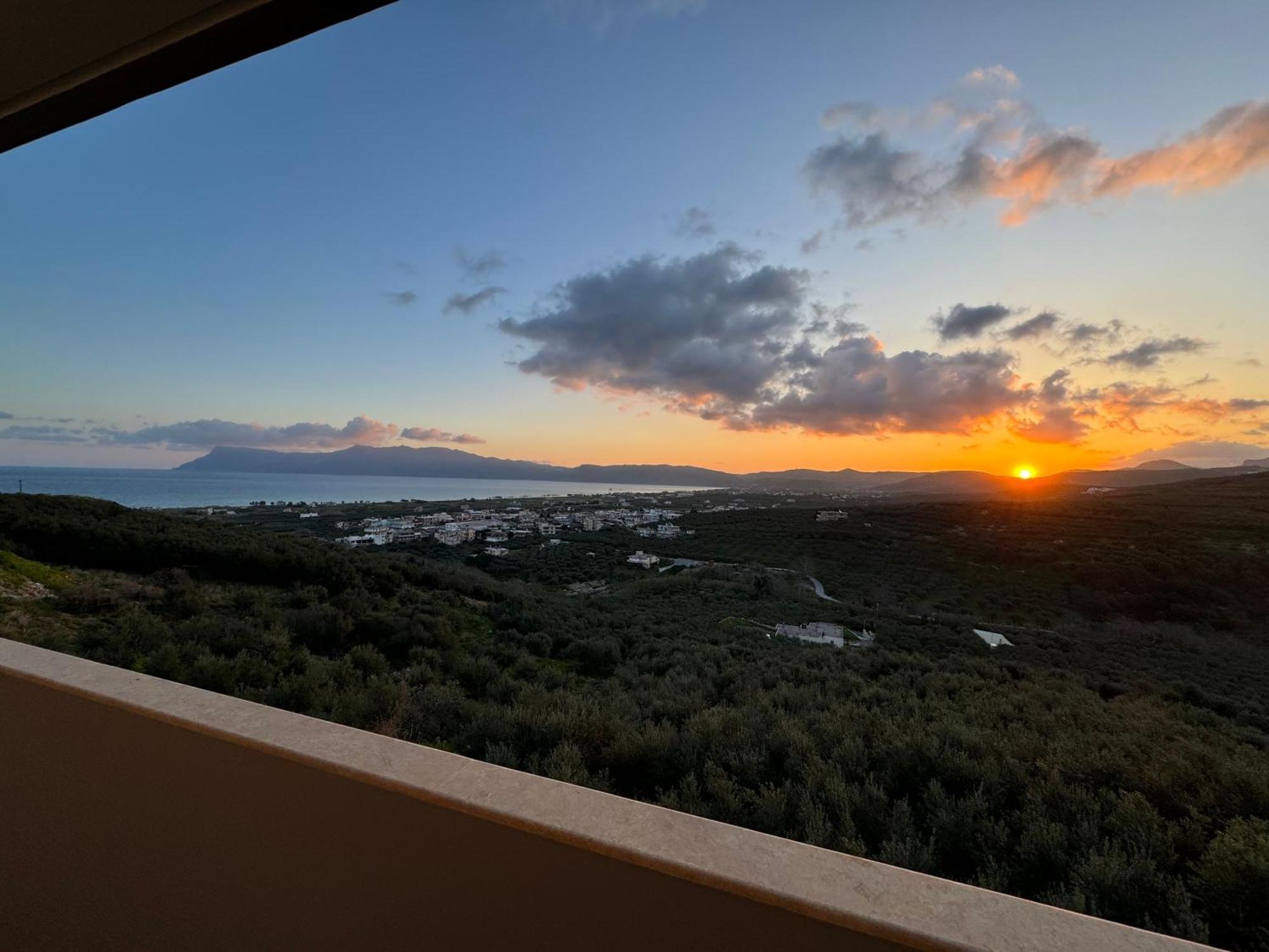 Emmanuel'S Sea View Luxury Apartment キサモス エクステリア 写真